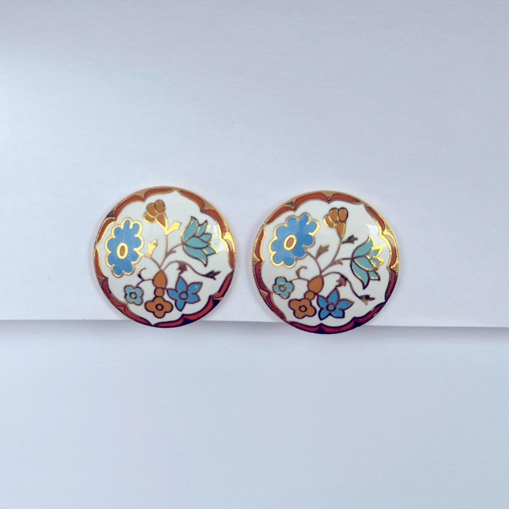 Vintage Floral Clip On Earrings